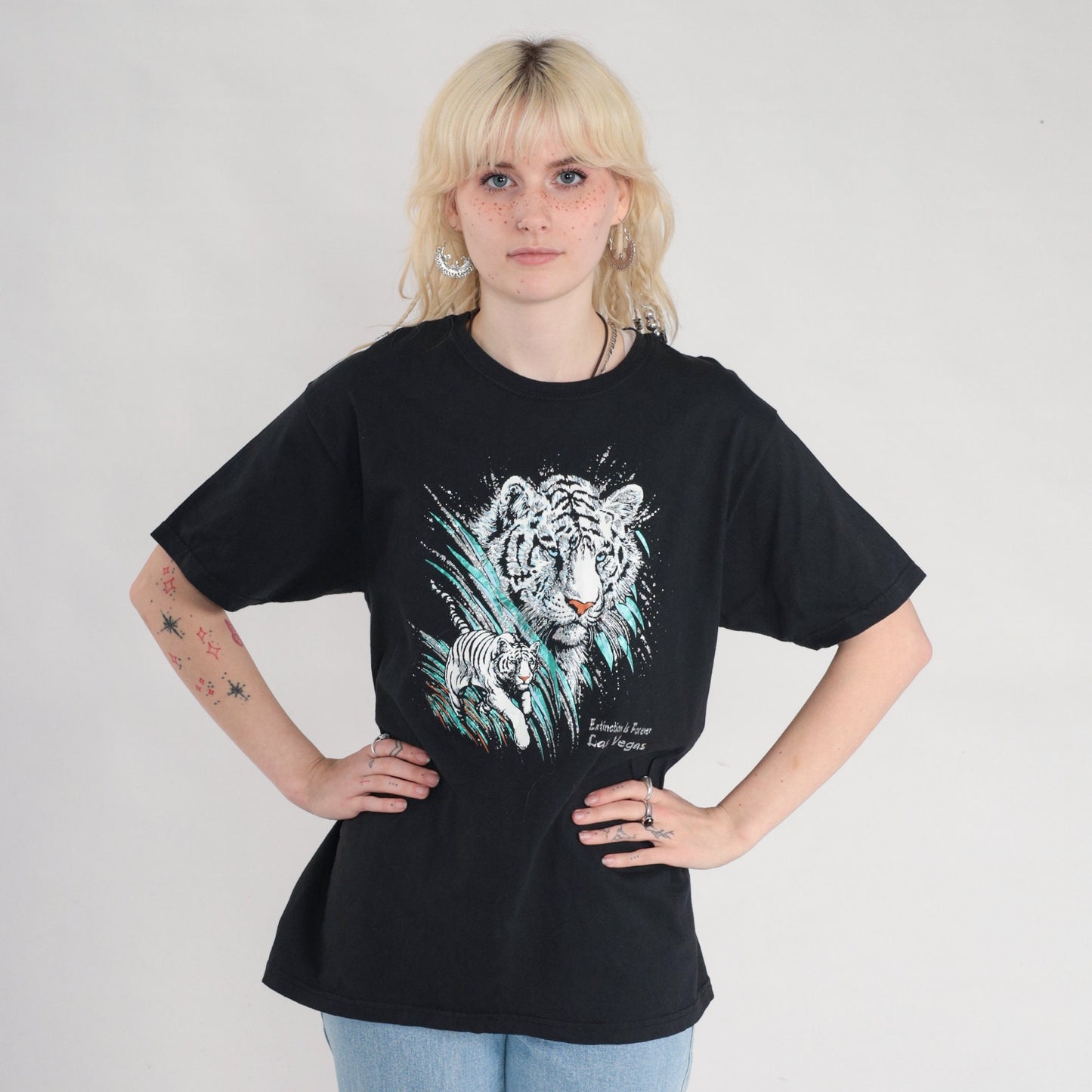 Y2K White Tiger Glitter Graphic Tee Extinction is Forever Black Medium