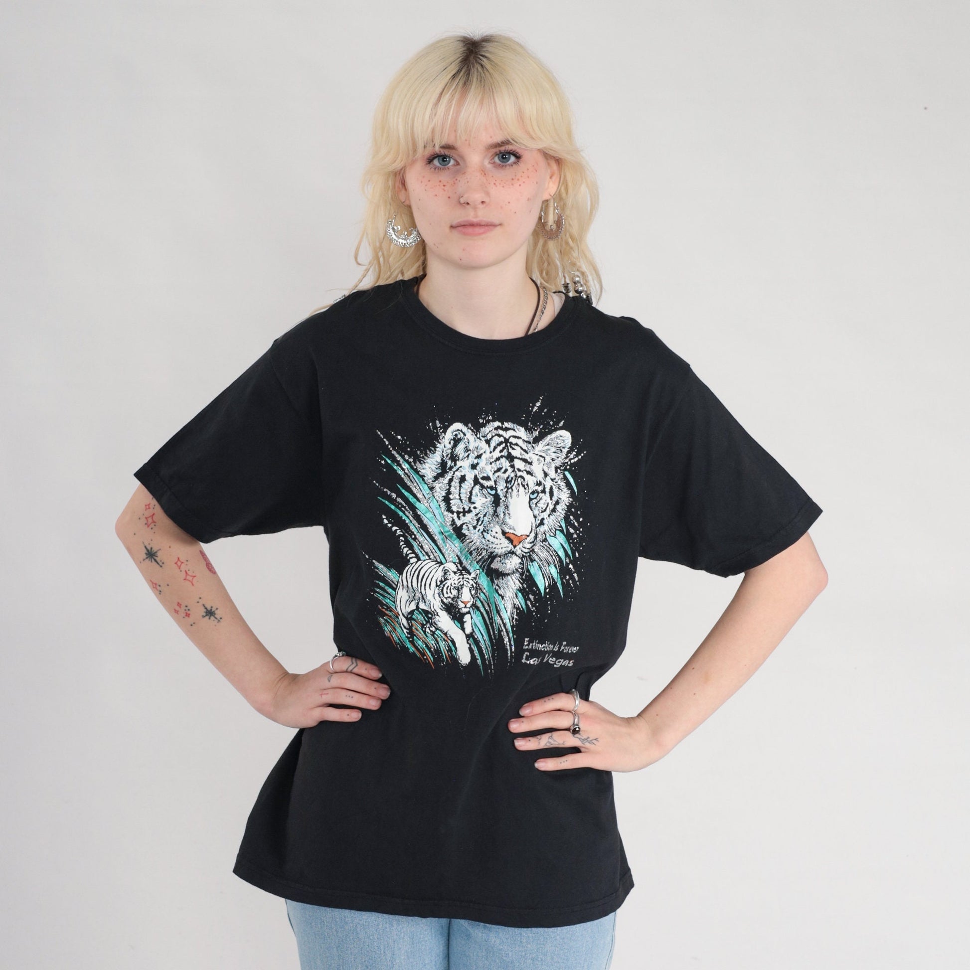 Y2K White Tiger Glitter Graphic Tee Extinction is Forever Black Medium