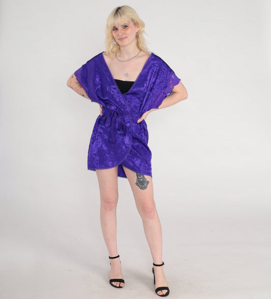 90s Purple Embossed Lingerie Robe Cap Sleeve Wrap Belted Mini Small S