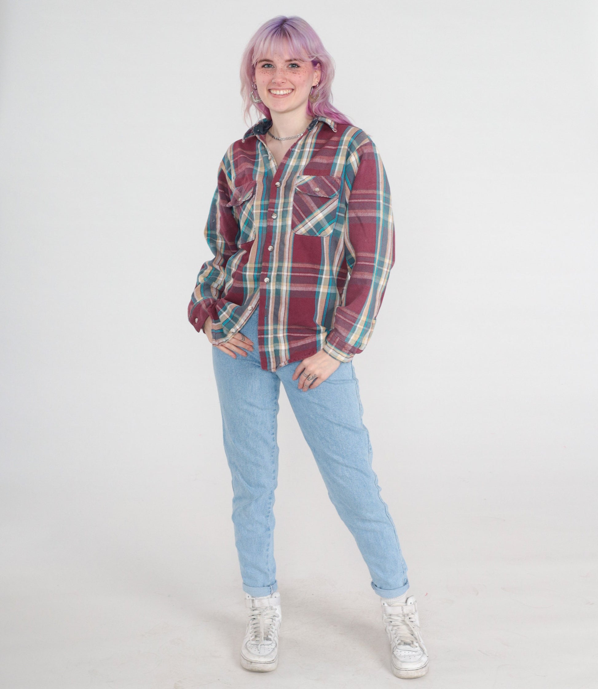 90s Burgundy Plaid Button-Up Shirt Long Sleeve Checkered Medium