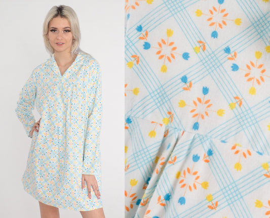 70s Checkered Floral Pajama Dress Cotton Fleece Nightgown Mini White Blue Medium