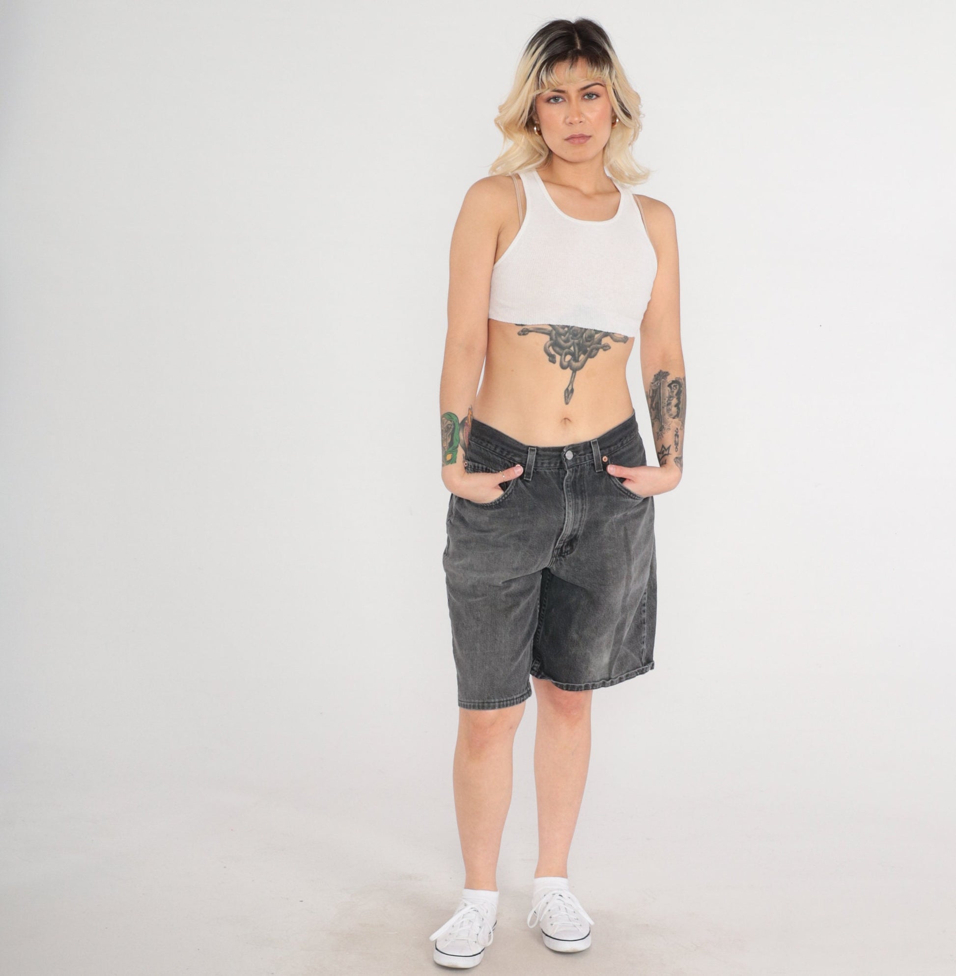 90s Levi's 550 Black Denim Shorts High Rise Knee Length 33