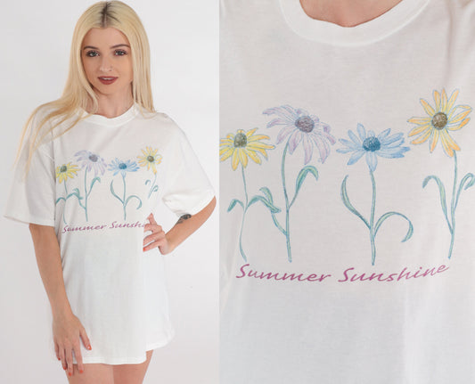 90s Daisy Flower Graphic T-Shirt Summer Sunshine White Cotton Medium M