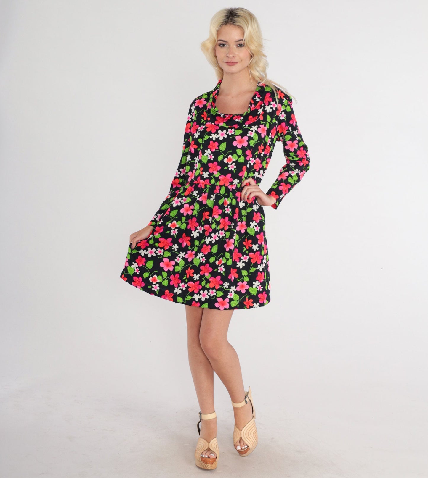 70s Black Floral Mini Dress Long Sleeve Ruffled Neck High Waisted Medium