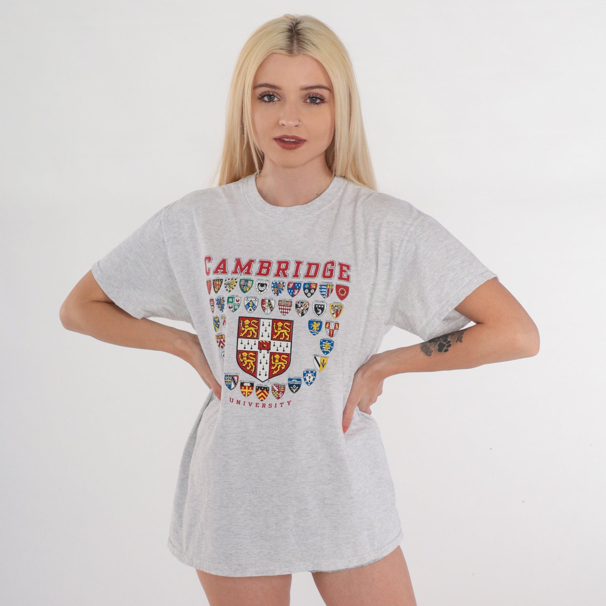 Y2K Cambridge University Graphic T-Shirt Heather Grey Crest Tee Medium