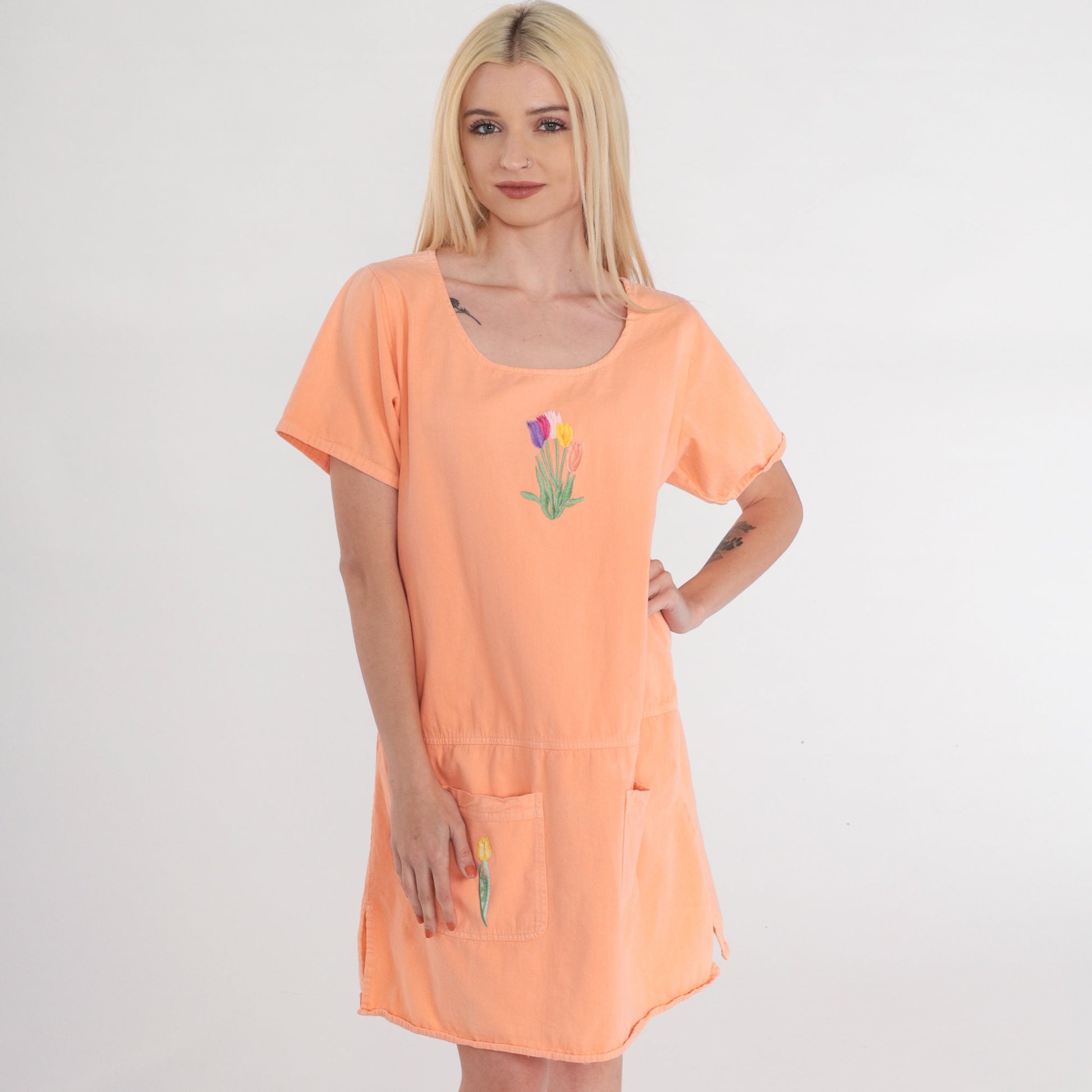 90s Tulip Embroidered Mini Dress Peach Orange Cotton Shift Pockets Medium M