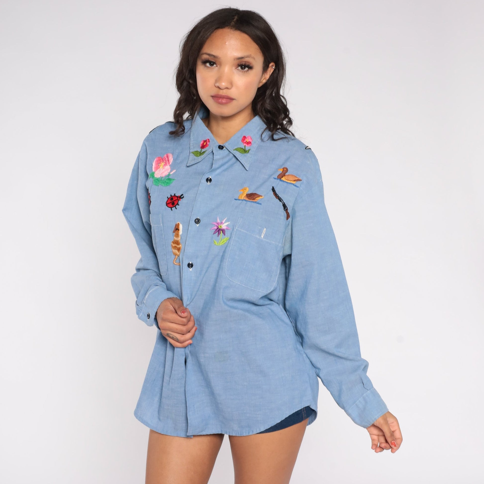 70s Blue Chambray Embroidered Button Up Blouse Floral Animal Motif Large