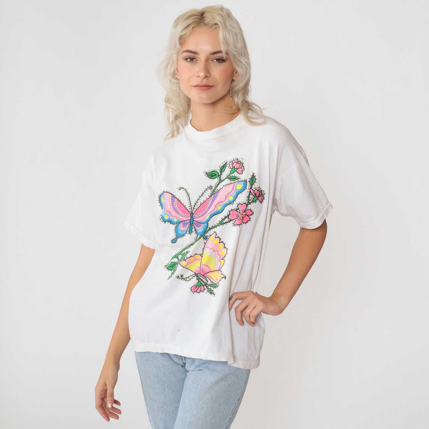 90s Floral Butterfly Graphic T-Shirt White Glitter Paint Single Stitch Medium