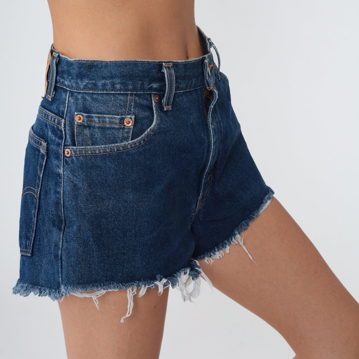 Levi's 550 80s Dark Wash Denim Shorts High Rise Frayed Hem Small