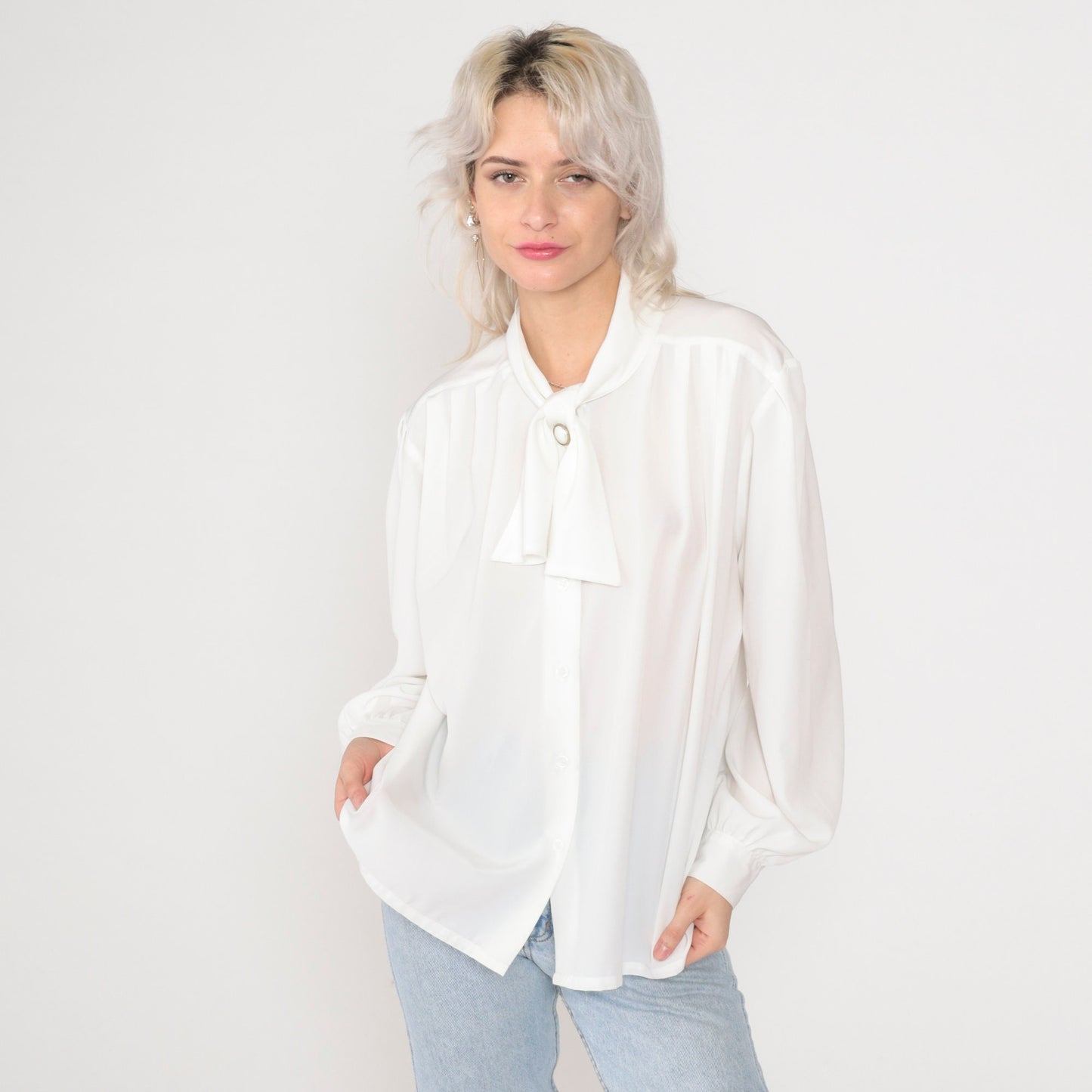 90s Koret White Button-Up Blouse Ascot Tie Long Sleeve Large L