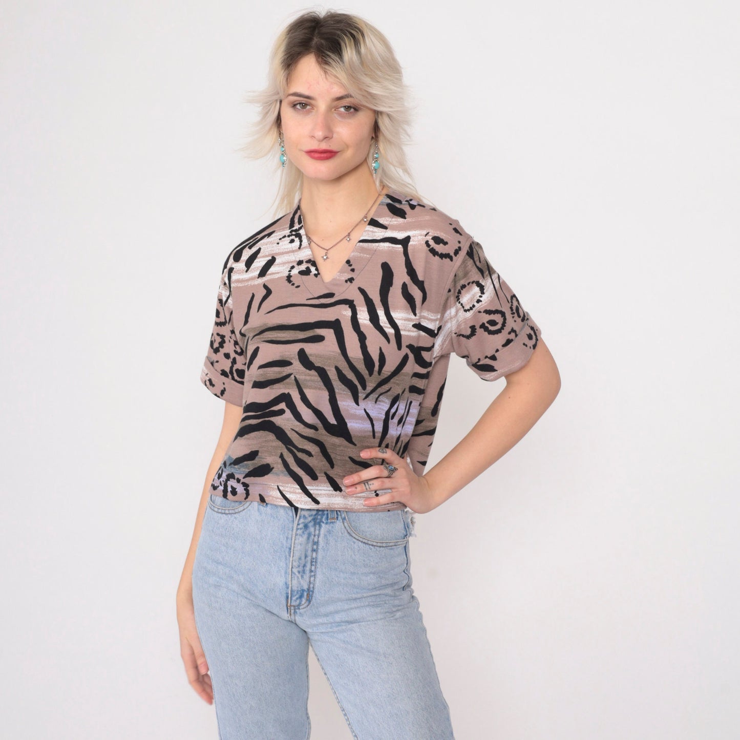 90s Tiger Stripe Animal Print V-Neck Tee Cuffed Sleeve Black Taupe Small S