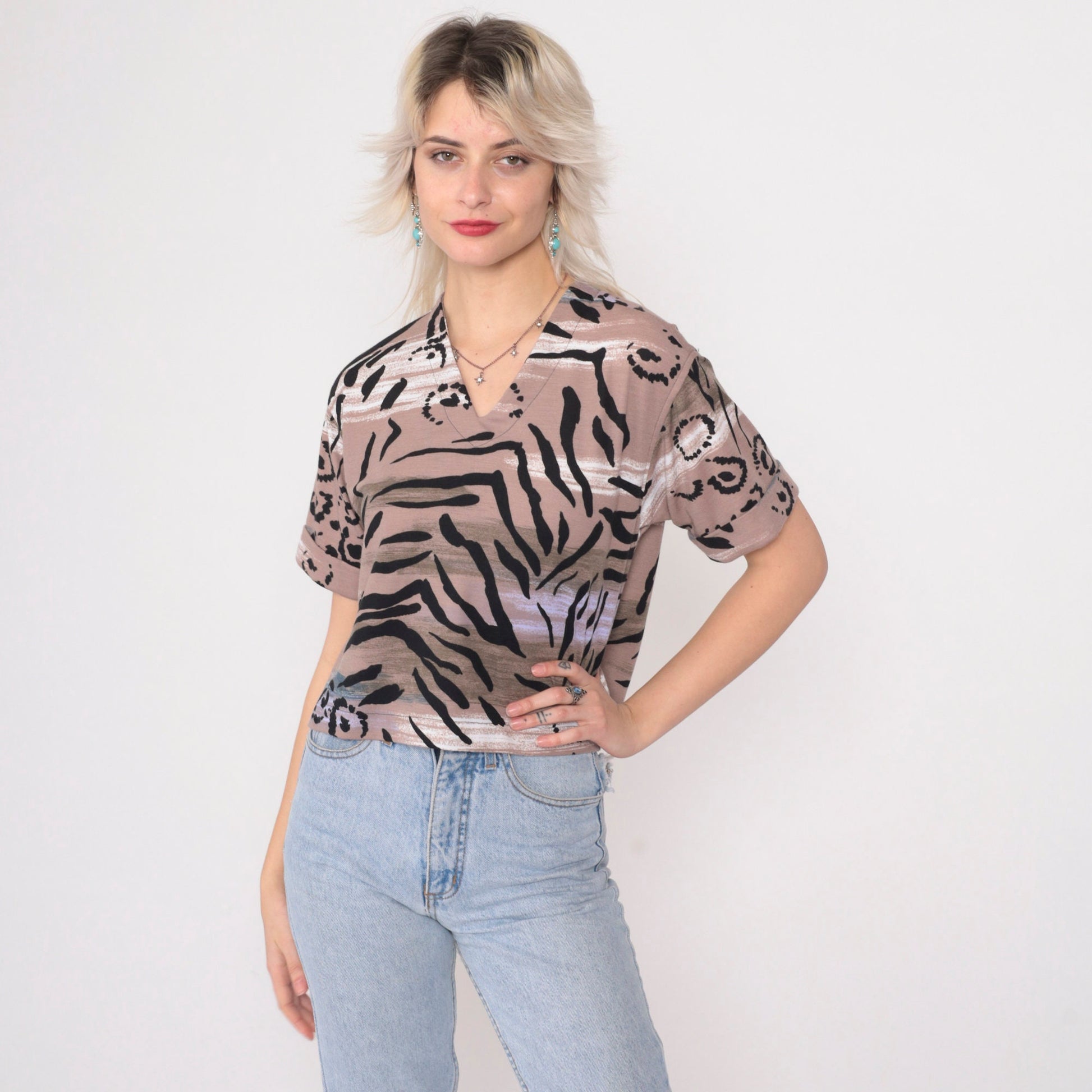 90s Tiger Stripe Animal Print V-Neck Tee Cuffed Sleeve Black Taupe Small S