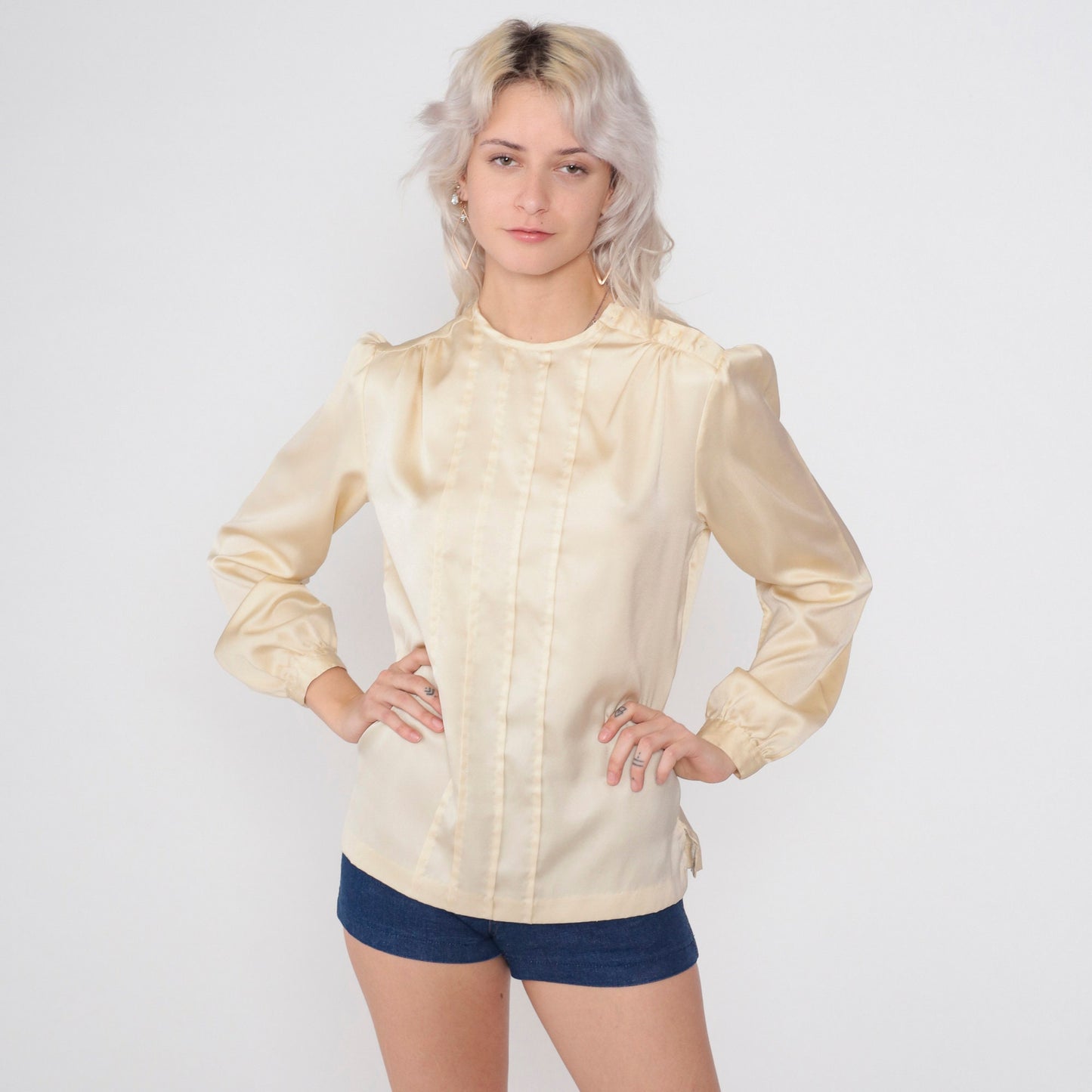 80s Cream Satin Blouse Puff Sleeve Pleated Shoulder Button Medium