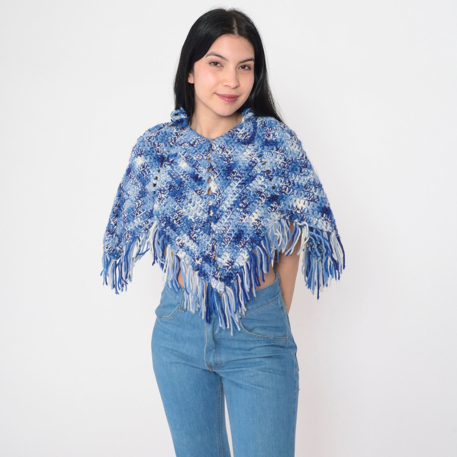 70s Blue White Knit Poncho Fringe Cutout Cropped Cape Extra Small XS
