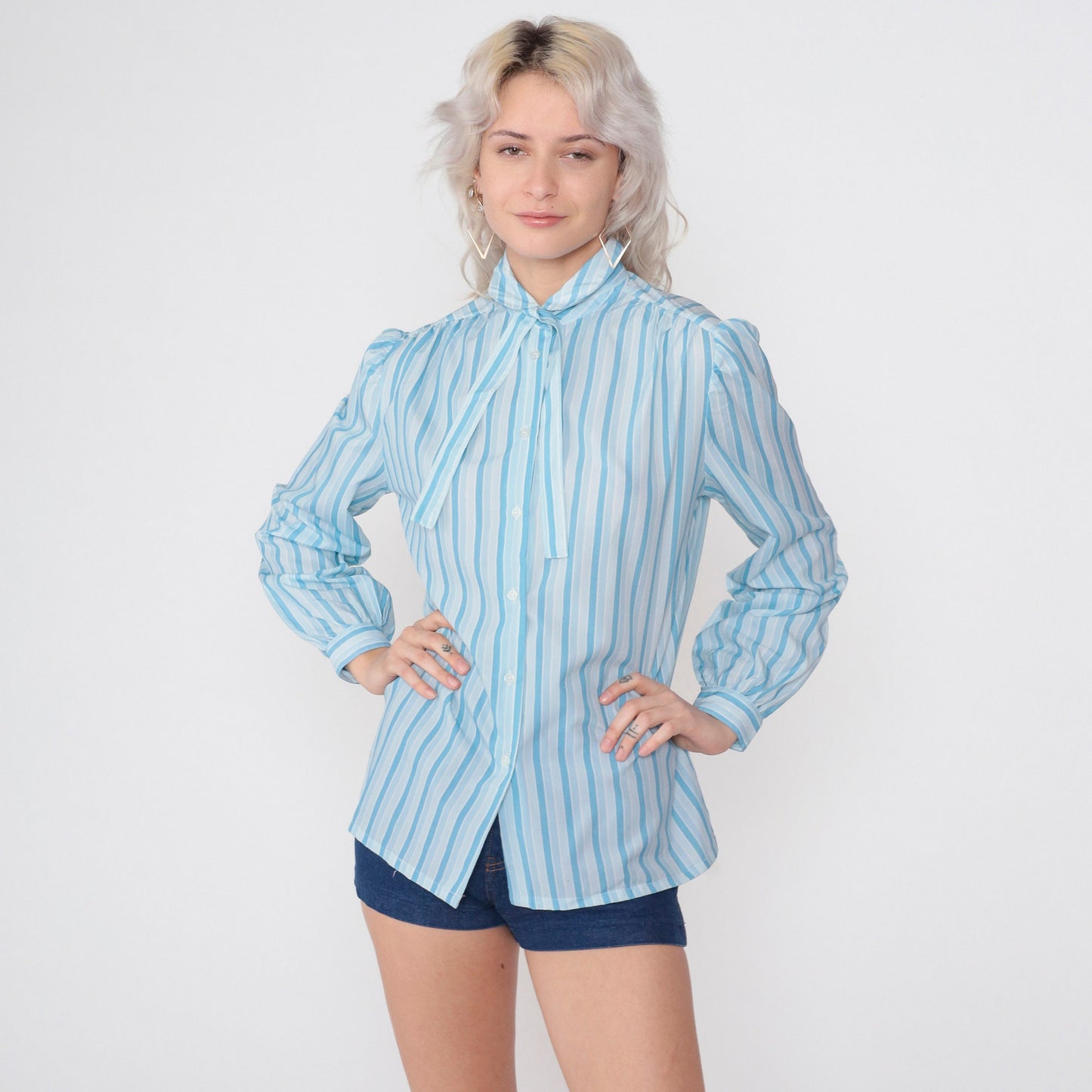 70s Striped Ascot Blouse Blue White Puff Sleeve Button Up Necktie Top Medium