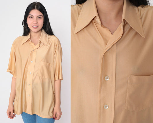 70s Ohrbach's Tan Nylon Button-Up Shirt Pointed Collar Short Sleeve Large