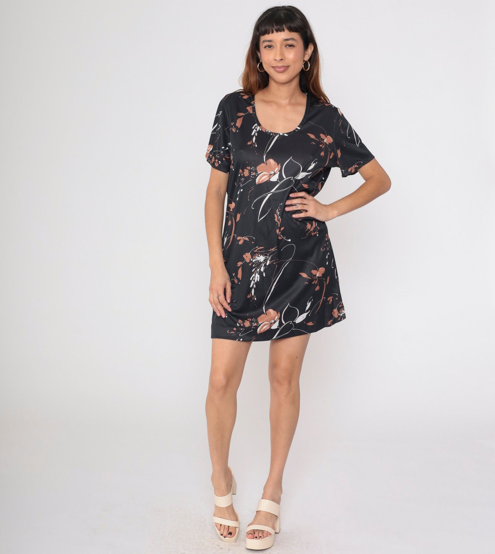 70s Black Floral Abstract Shift Dress Mini Scoop Neck Short Sleeve Medium Large