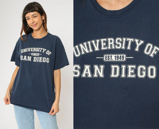 University of San Diego 00s Graphic T-Shirt Navy Cotton Crewneck Medium