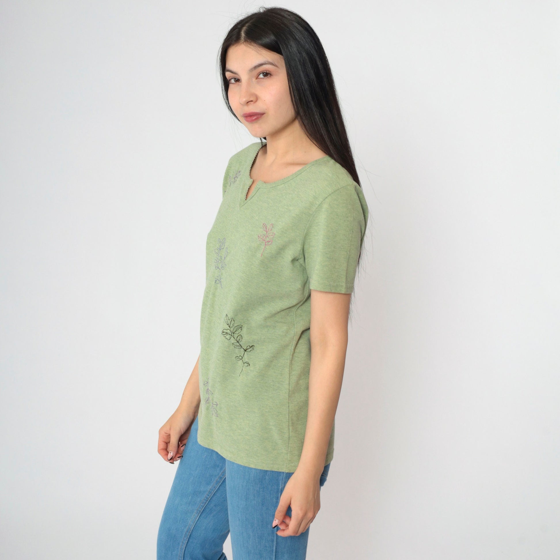 Y2K Leaf Embroidered T-Shirt Green Split Neck Short Sleeve Small S