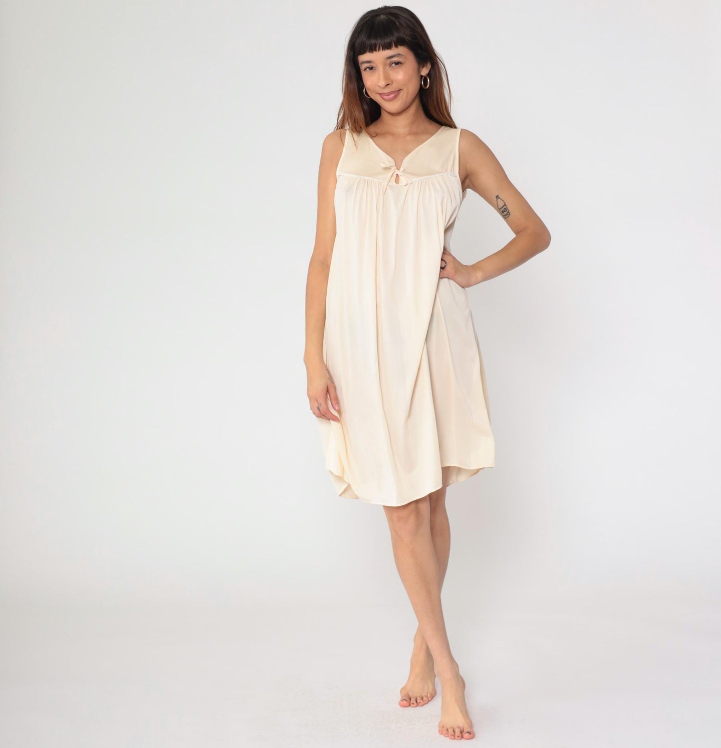 70s Peach Nylon Nightgown Bow Neck Sleeveless Tent Trapeze Midi Medium