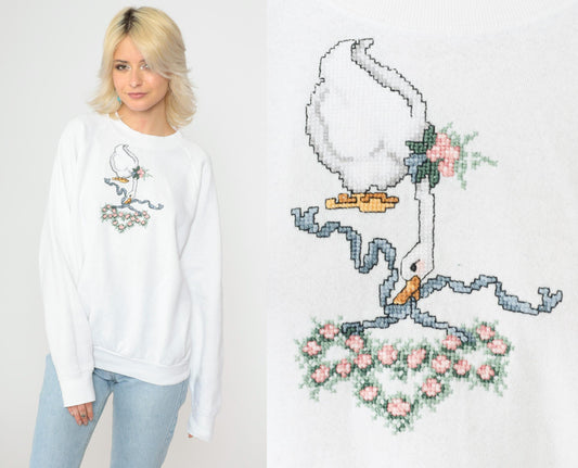 90s Goose Floral Cross-Stitch Sweatshirt White Raglan Graphic Large