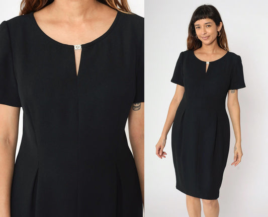 90s Maggy London Black Knee-Length Sheath Dress Rhinestone Clasp Medium