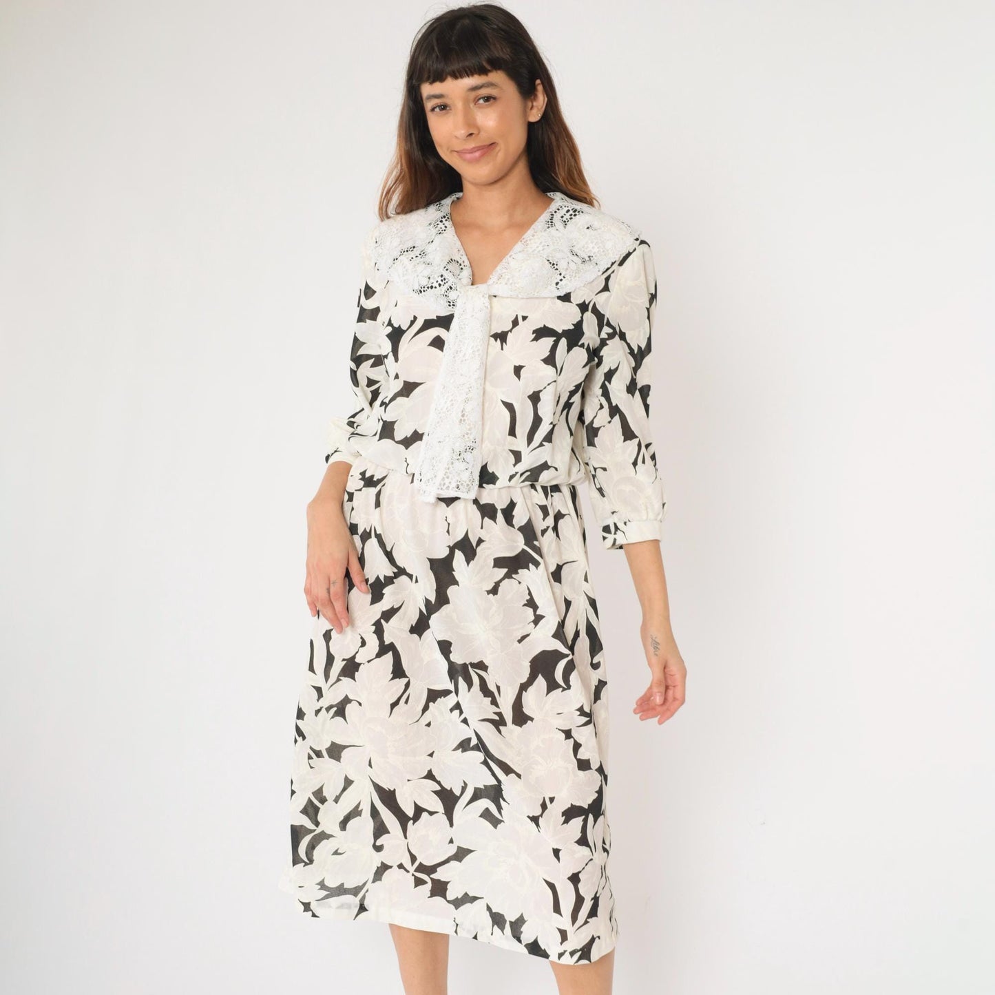 80s Black White Floral Midi Dress Lace Collar Puff Sleeve Small Medium