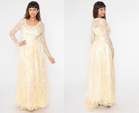 1950s Ivory Lace Wedding Dress Button Back Scalloped Neckline Maxi Medium 8