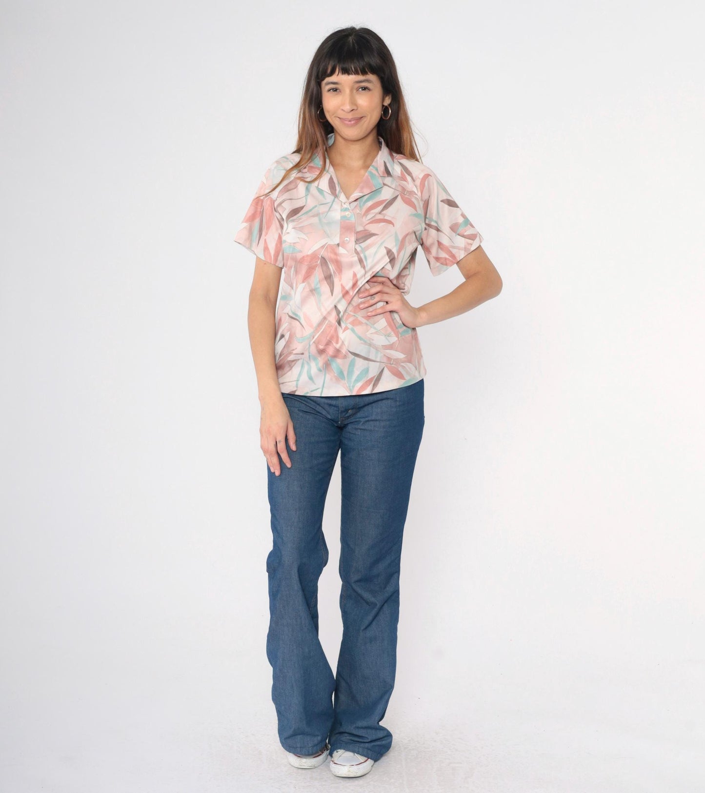 80s Botanical Leaf Print Blouse Pastel Blue Button-Up Collared Shirt Medium