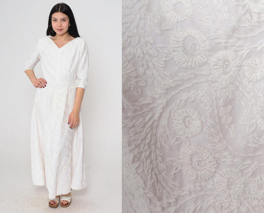 1940s White Floral Embroidered Dress V-Neck 3/4 Sleeve Midi Medium M