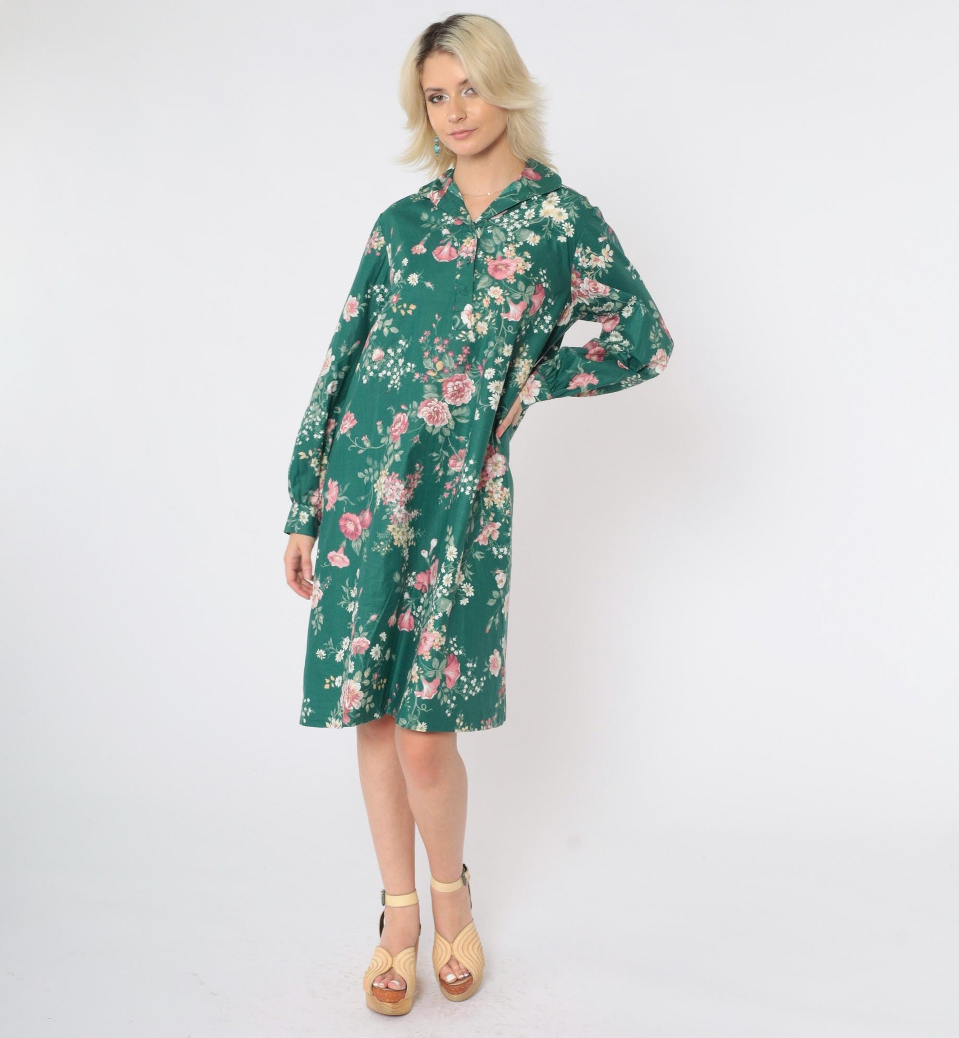 1970s Green Floral Shirt Dress Knee-Length Button-Up Collar Long Sleeve Medium Large