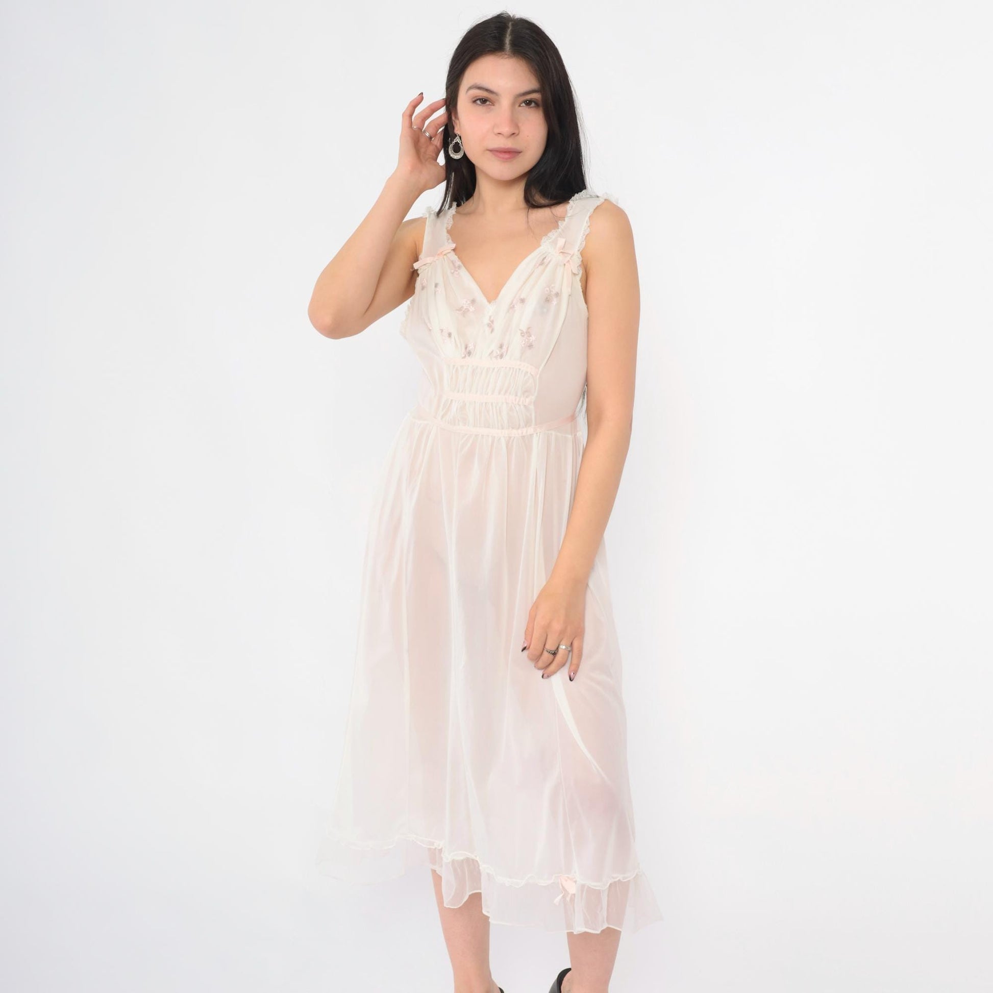 70s Blue Swan White Nylon Nightgown Pink Floral Embroidered Midi Small