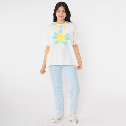 80s White Floral Embroidered Blouse Short Sleeve Button Back Medium
