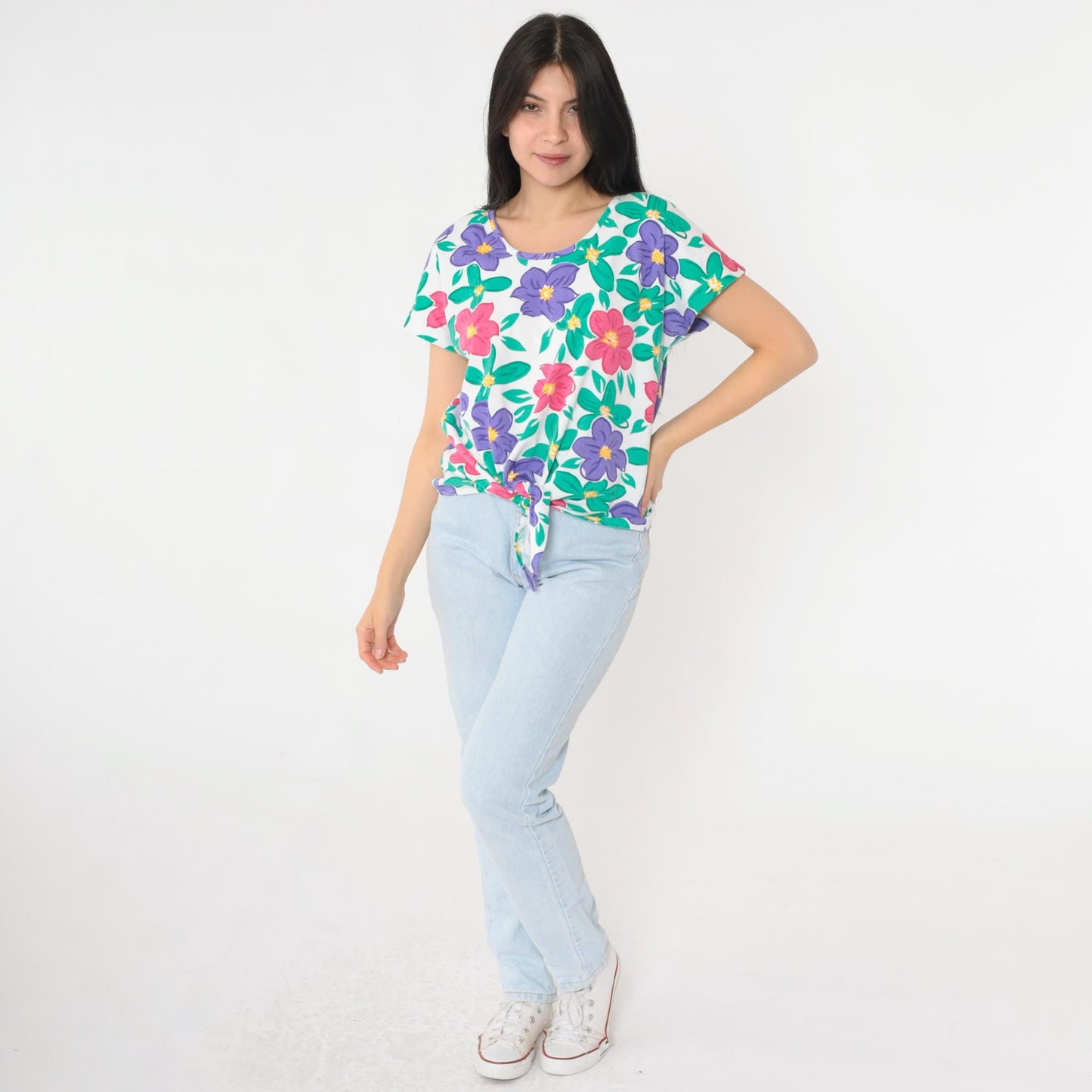90s Aileen Petites Floral Tie Waist Graphic Tee White Short Sleeve Medium