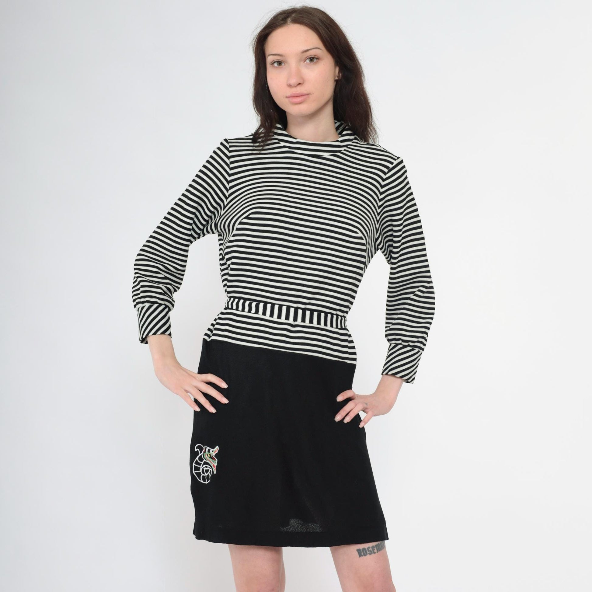 60s Mod Shift Dress Black White Striped Embroidered Mini Long Sleeve Medium M