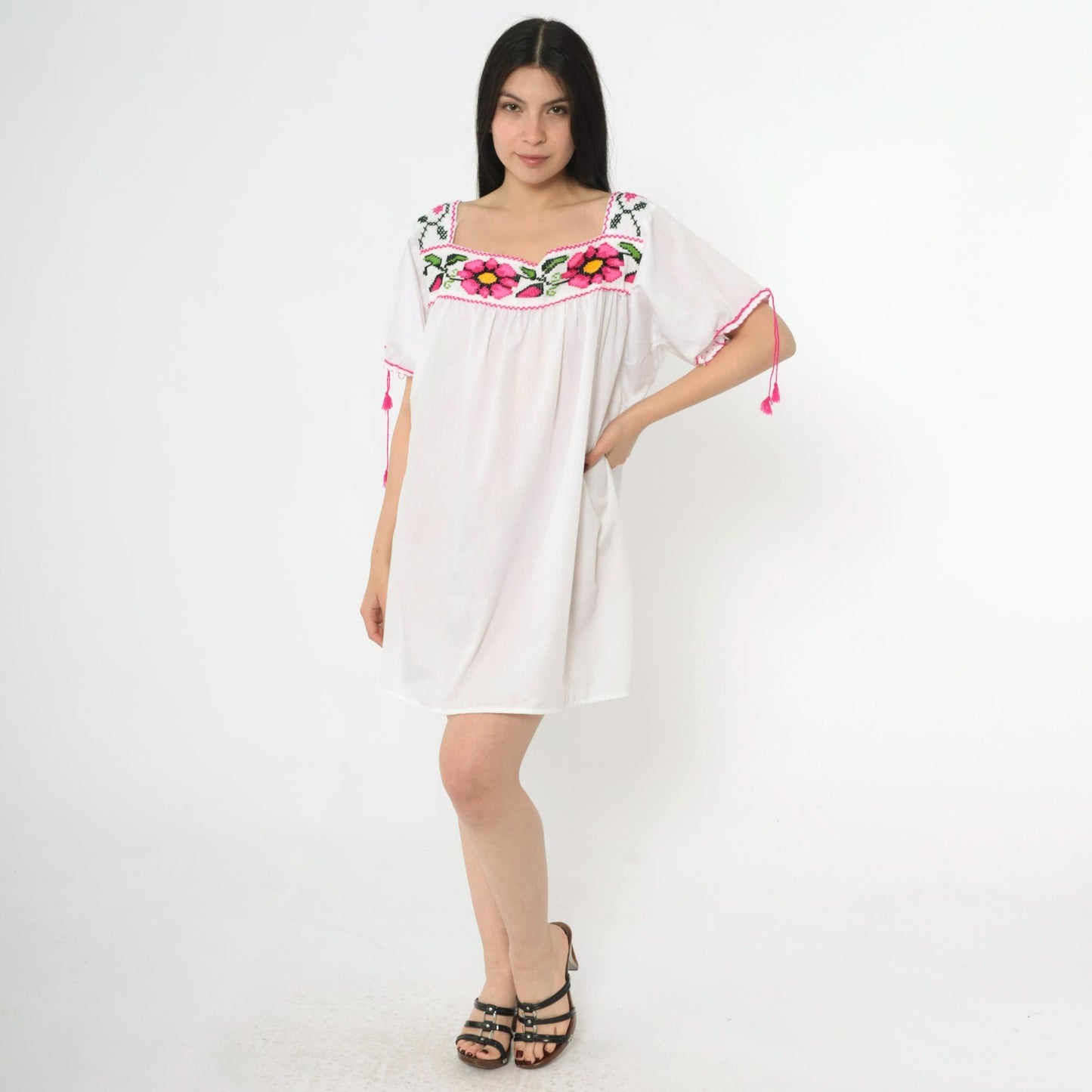 90s Mexican White Floral Embroidered Mini Dress Short Sleeve Large L