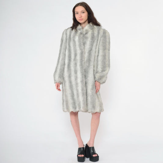 90s Grey Faux Fur Coat Hook Closure Winter Jacket Medium