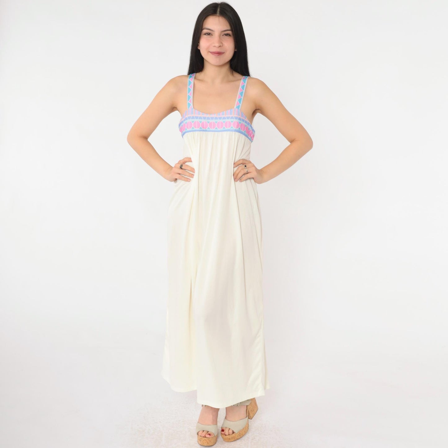 70s Cream Maxi Dress Sleeveless Geometric Trim Sweetheart Neckline Extra Small
