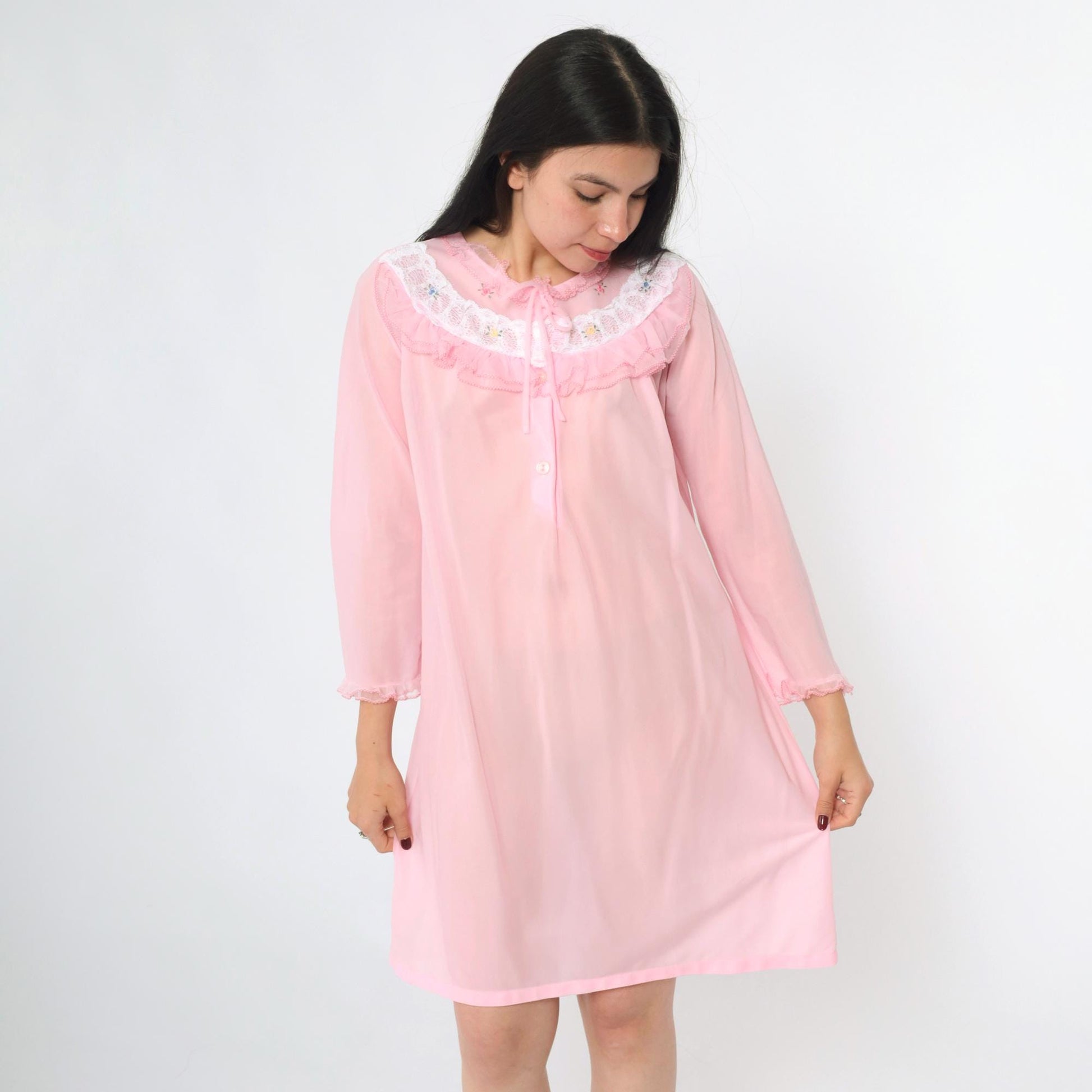 70s Pink Nylon Nightgown Ruffled Lace Collar Floral Embroidery Long Sleeve Small