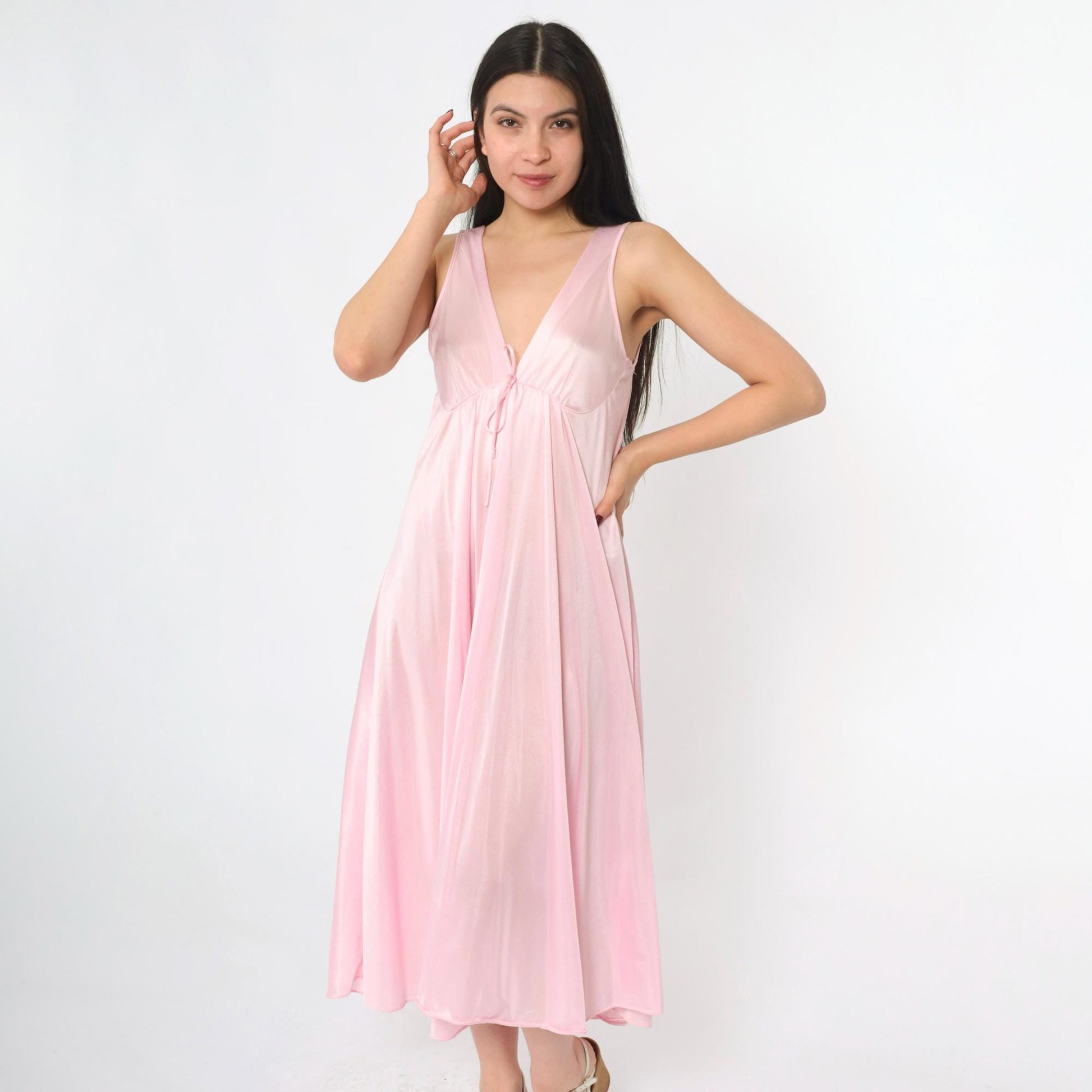 80s Baby Pink Nylon Nightgown Deep V Neck Empire Waist Midi Small