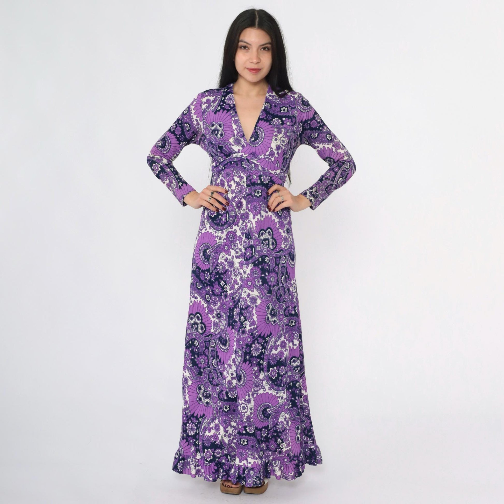 70s Purple Paisley Floral Maxi Dress Empire Waist V Neck Long Sleeve Medium