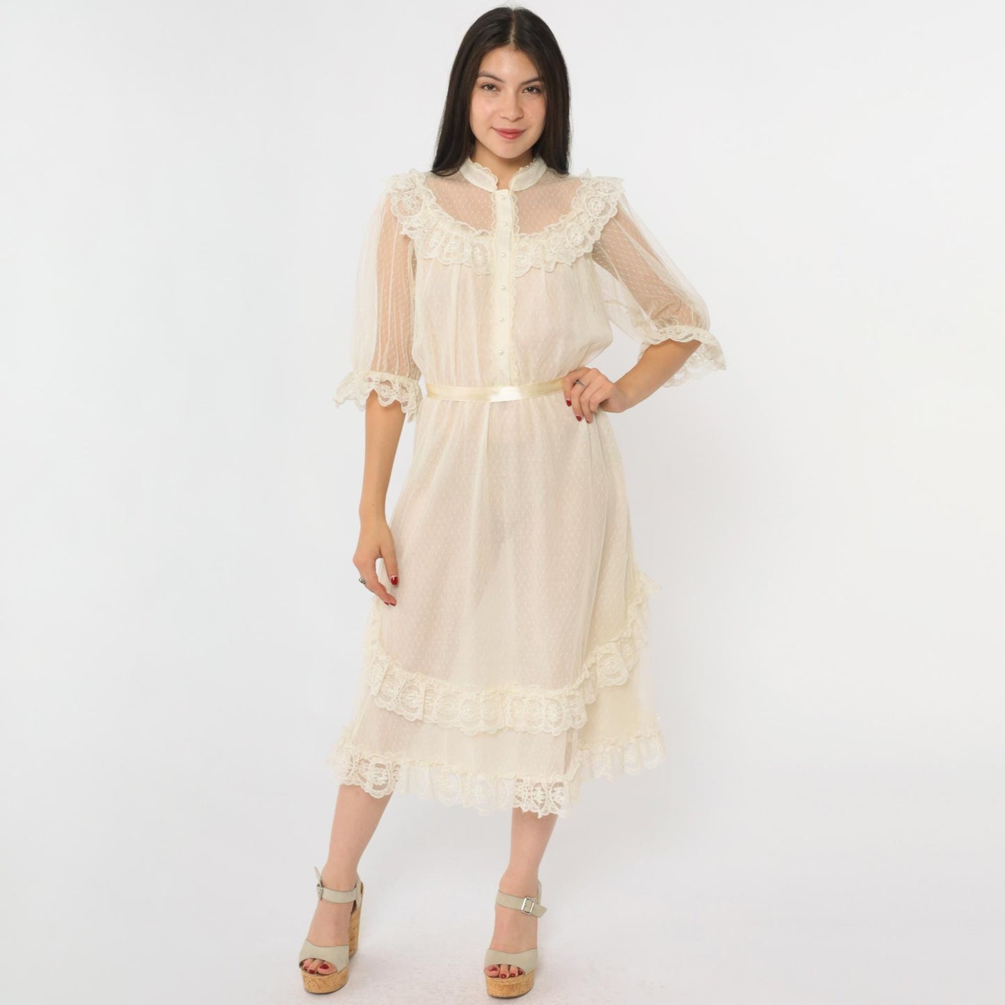 70s Cream Lace Midi Dress Pearl Button Puff Sleeve High Neck Small