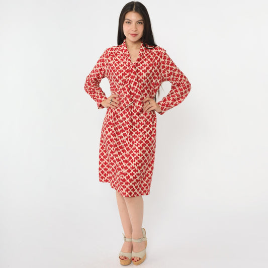 1970s Ascot Shift Dress Red Geometric Print Mini White Long Sleeve Medium Large