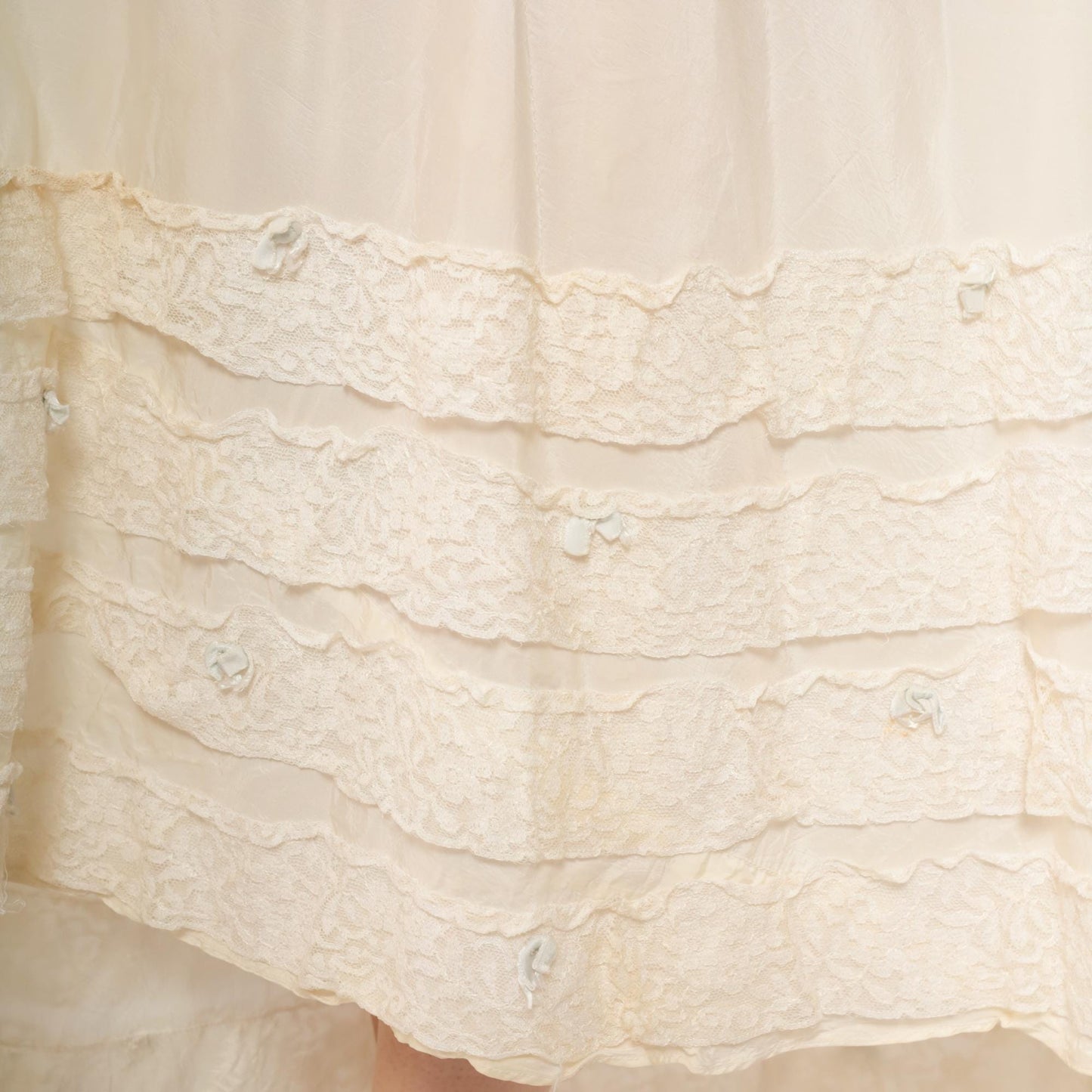 1950s Cream Lace Tiered Maxi Skirt High Waist Victorian Ruffled Small