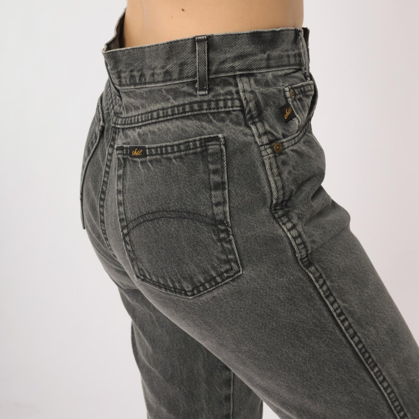90s Chic Black Wash High Waist Tapered Jeans Distressed Denim Small S