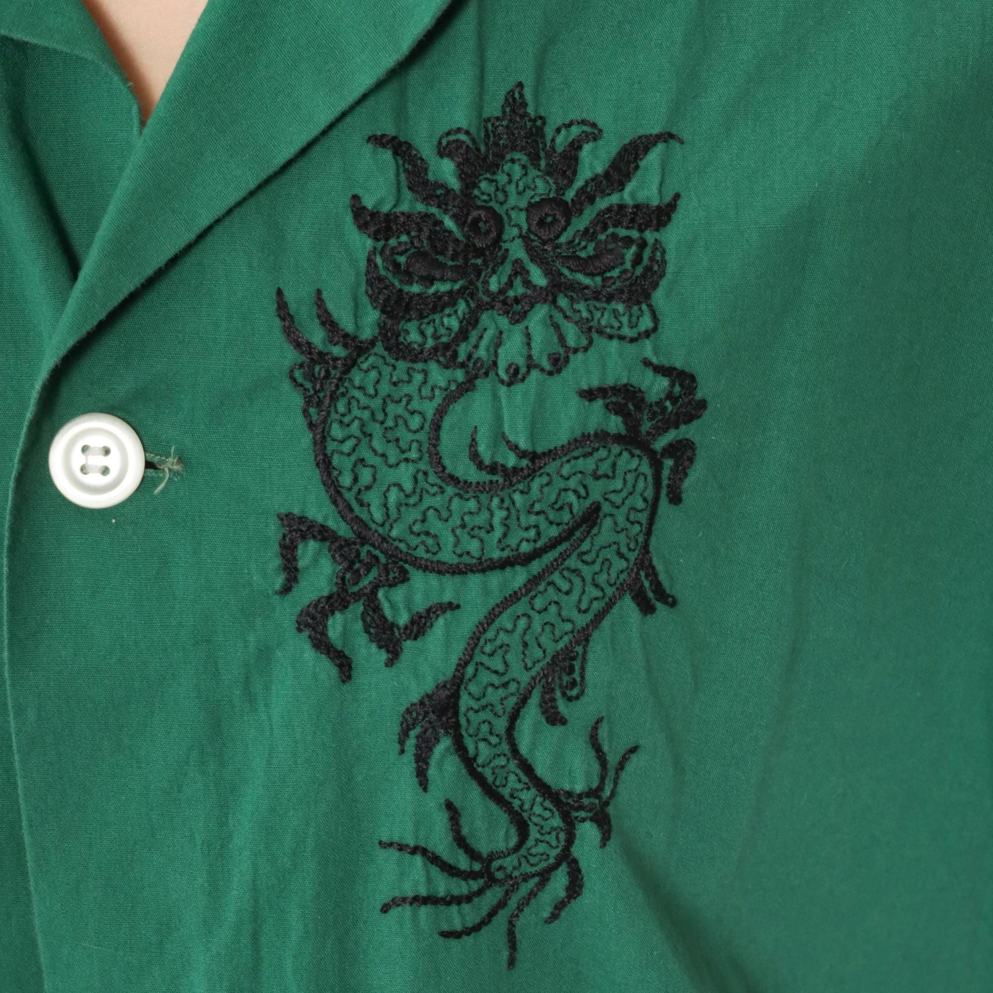 70s Dragon Embroidered Green Cotton Button Up Blouse Black Long Sleeve Large