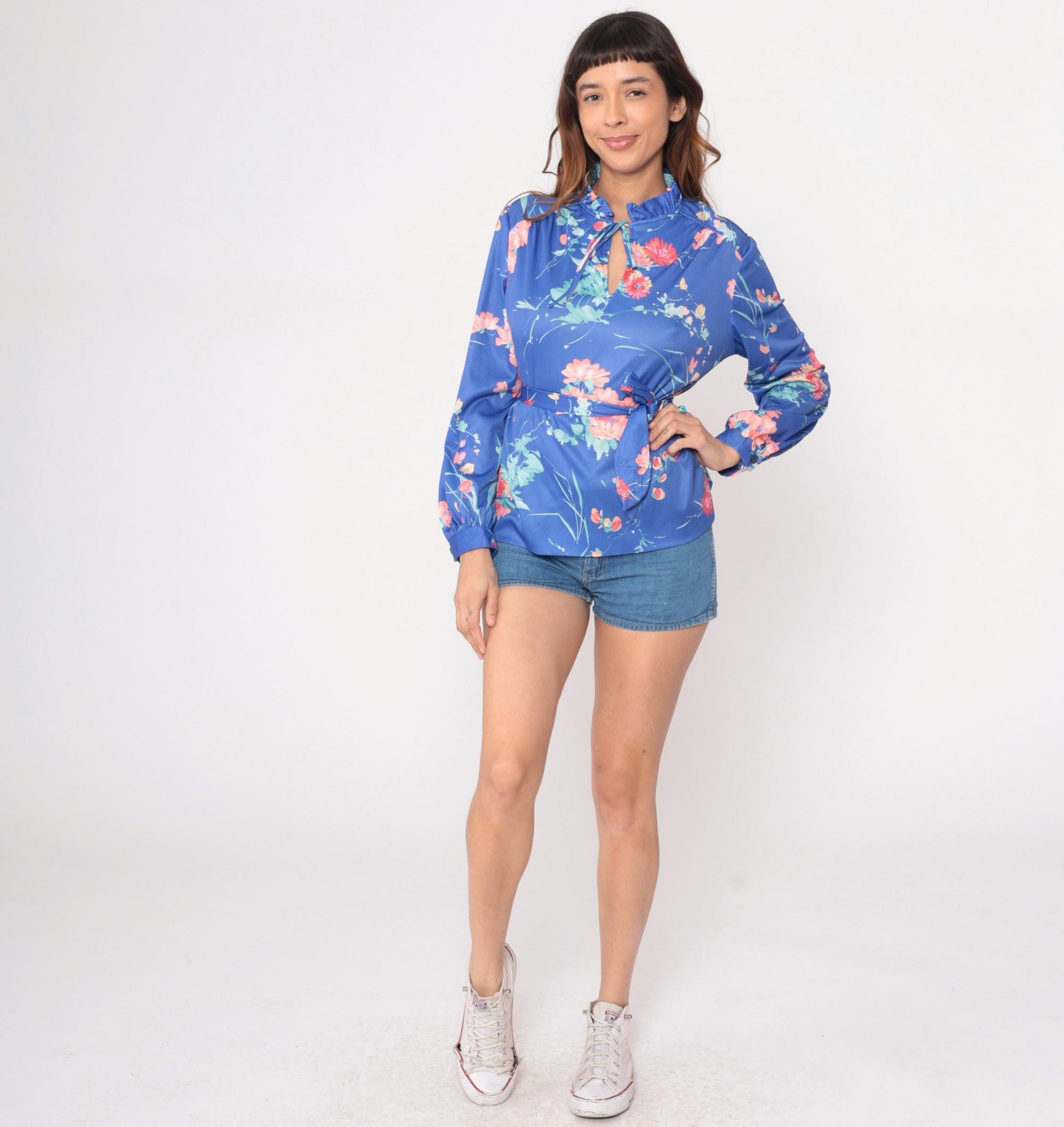 70s Blue Floral Blouse Ruffle Neck Tie Closure Long Sleeve Belted Medium