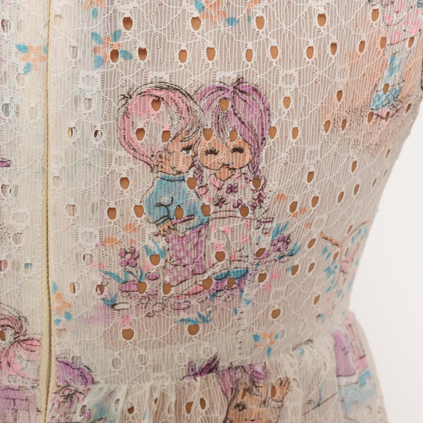 70s White Eyelet Maxi Dress Kawaii Children Print Puff Sleeve Small