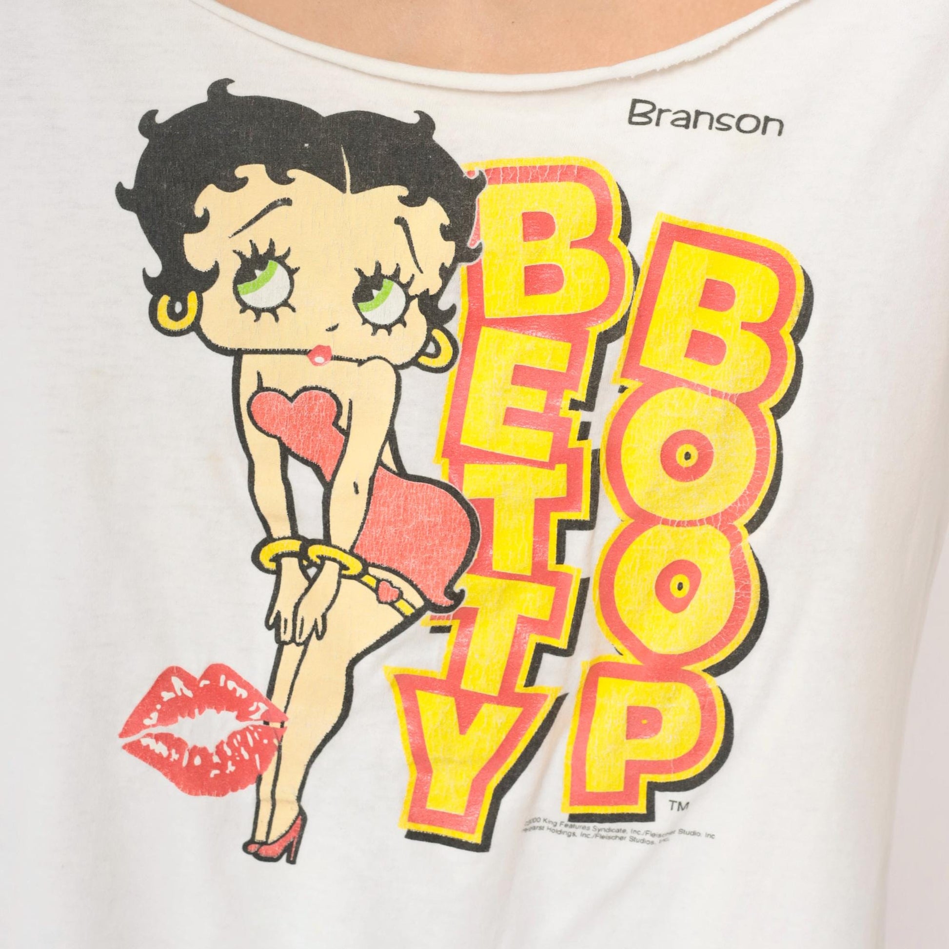 Y2K Betty Boop Graphic Tee White Cotton Off-Shoulder Distressed Extra Large