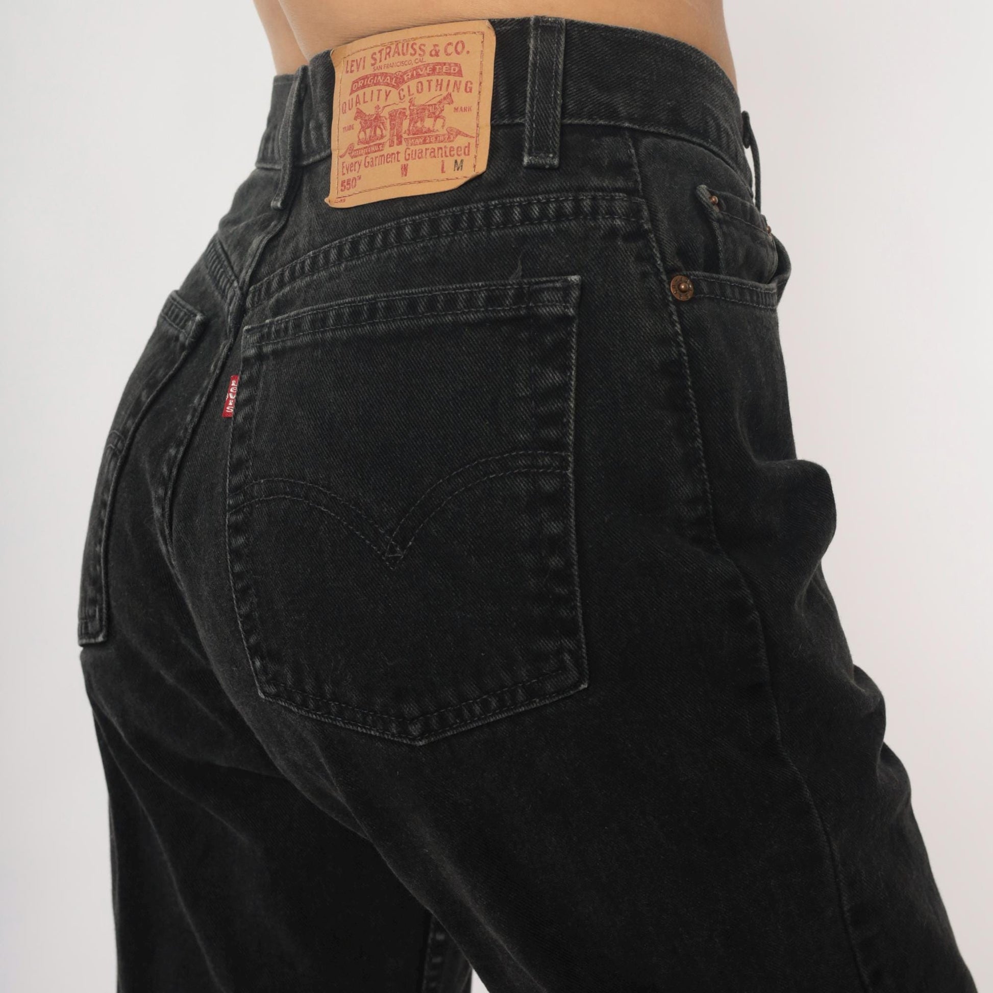 Levi's 550 Black High-Waisted Straight Leg Jeans Y2K Denim Medium